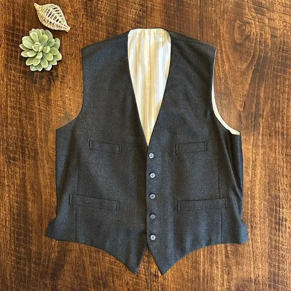 Abugaf TailorsVintage High-Quality Suit Jacket & Vest, Charcoal Gray, 40R